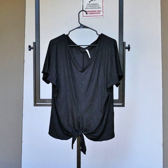 Isaac Liev BLACK Short Sleeve Front-Tie Knot Top M - Picture 3 of 13